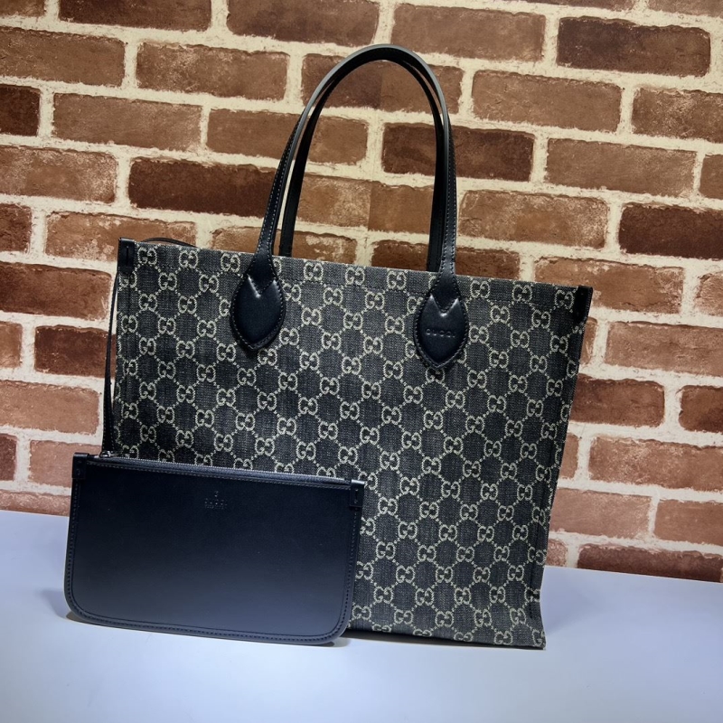 G*u*i shopping bags